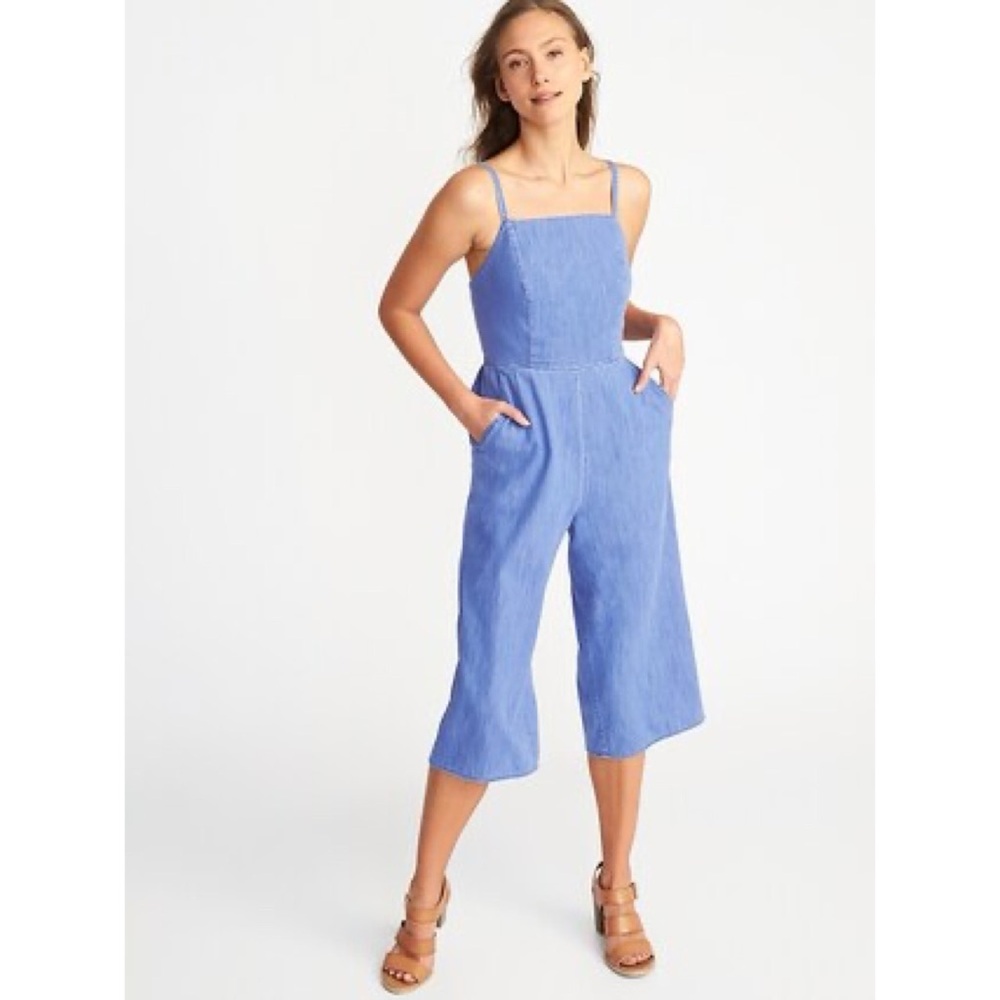 NWT Old Navy Sleeveless Chambray Cami Jumpsuit Blue Cropped Cotton Wide Leg